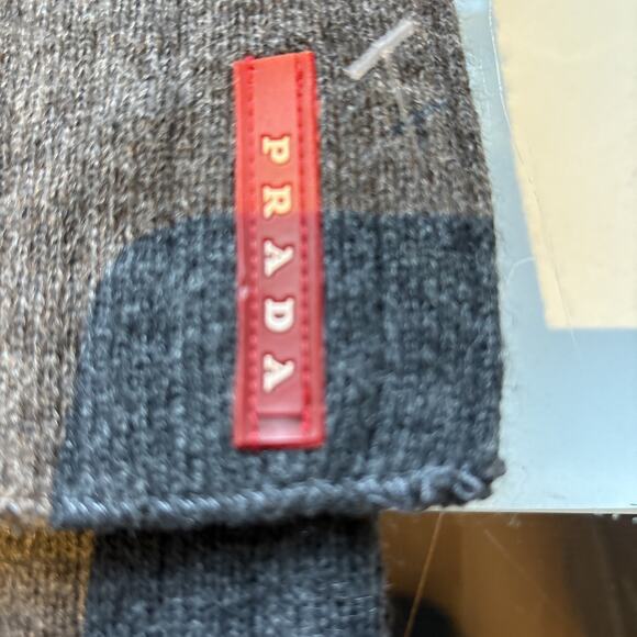 PRADA Ribbed Scarf charcoal Grey Red Rubber Label Wool Blend 49x6.5” - Picture 6 of 9